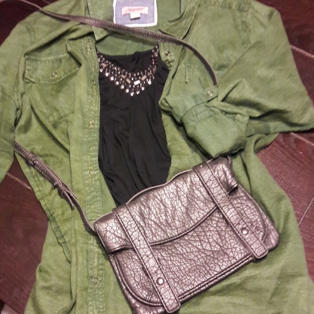 Gap NWT Gun metal purse
